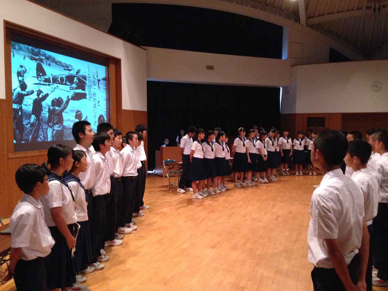 那珂川北中学校　２学年　平和朗読劇