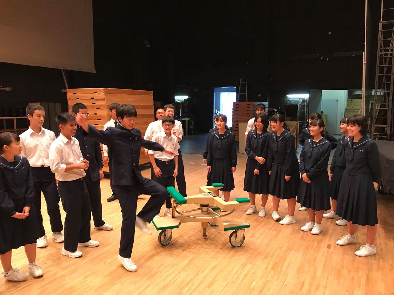 那珂川北中学校 朝倉の野菜販売を行う生徒会